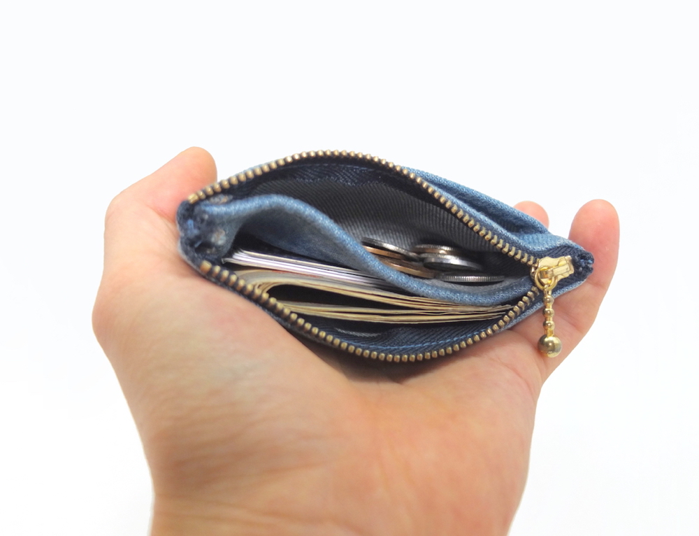 中のものが取り出しやすい小さい財布