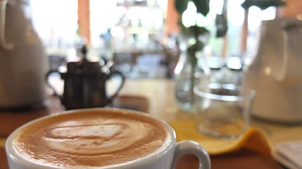Cafe Gewa(カフェゲバ)のカフェラテ
